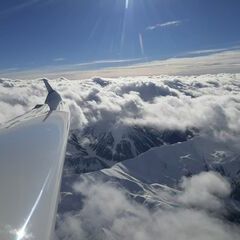 Flugwegposition um 10:49:16: Aufgenommen in der Nähe von Gemeinde Navis, Navis, Österreich in 4043 Meter